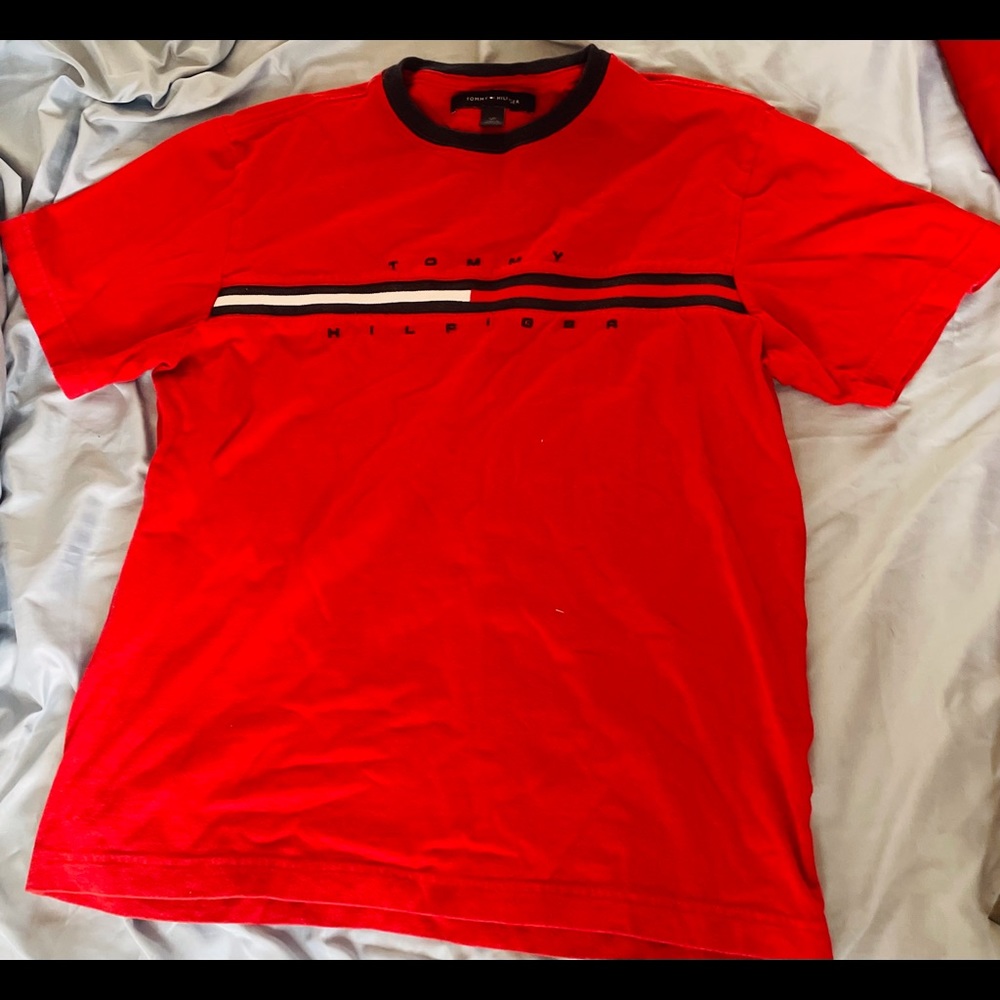 Small Men’s Tee
